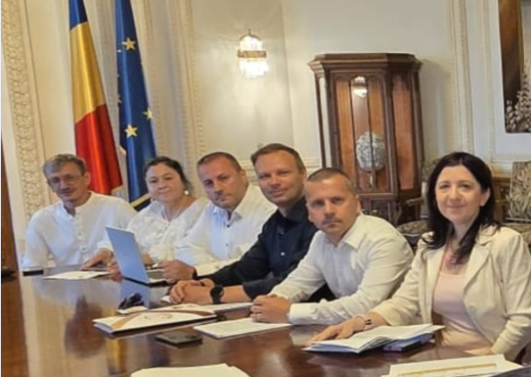 COMUNICAT - „După întâlnirea cu PSD, U.N.S.M.P. trimite amendamente tuturor partidelor: cere eliminarea reducerii de 10% și recunoașterea vechimii specialiștilor